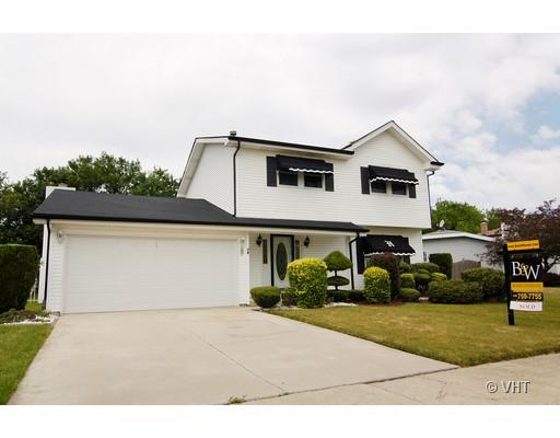 74 White Oaks Road Matteson, IL 60443 - Photo 1 of 1 a view of house and outdoor space