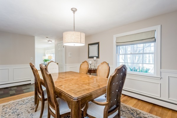 76 Old Post Road Walpole, MA 02032 - Photo 9 of 30