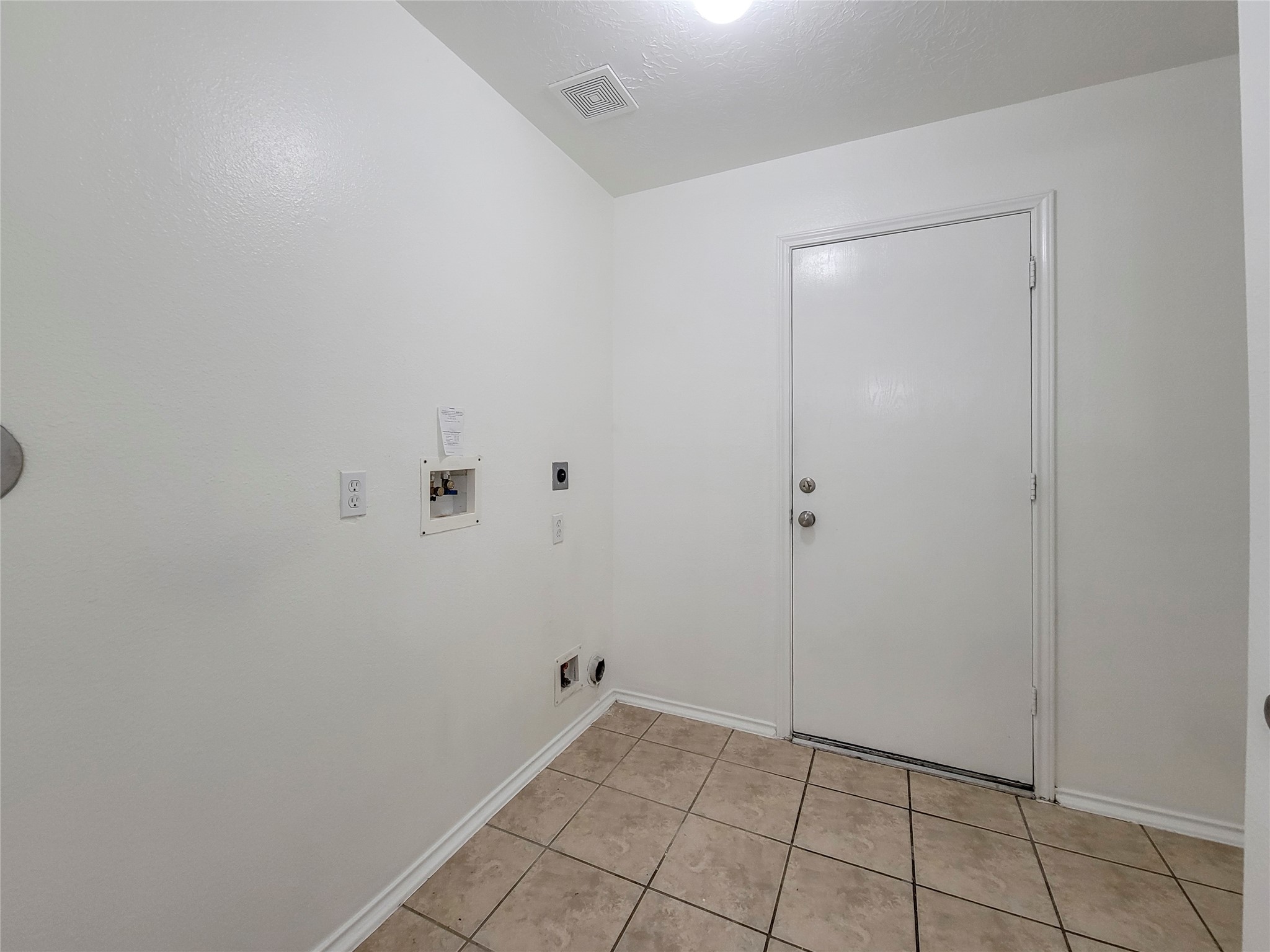 13150 Cutler Ridge Lane Houston, TX 77044 - Photo 3 of 17
