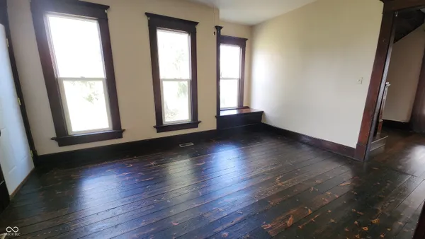 $147,000 | 206 South 2nd Street, Kingman, IN 47952