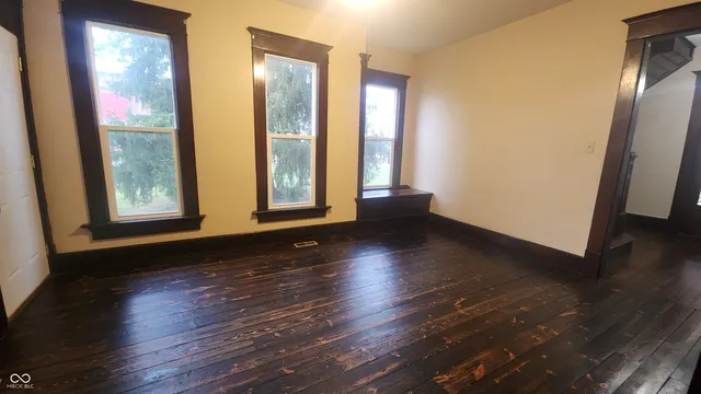 $150,000 | 206 South 2nd Street, Kingman, IN 47952