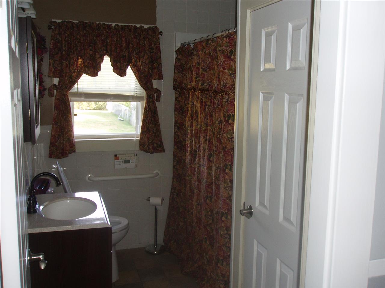 161 Calef Road Manchester, NH 03103 - Photo 14 of 28 Gallery Image 14