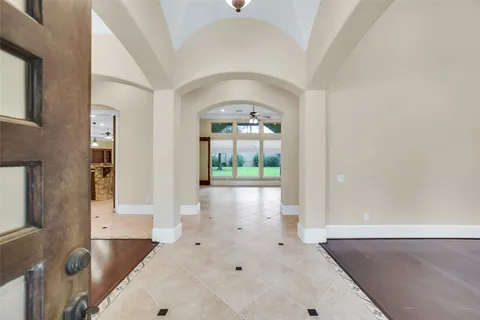 $2,348,000 | 9120 Kenilworth Drive, Houston, TX 77024