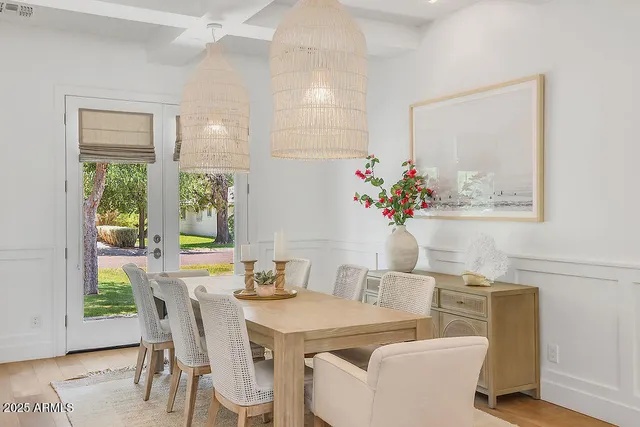 $3,365,000 | 3924 East Roma Avenue, Phoenix, AZ 85018