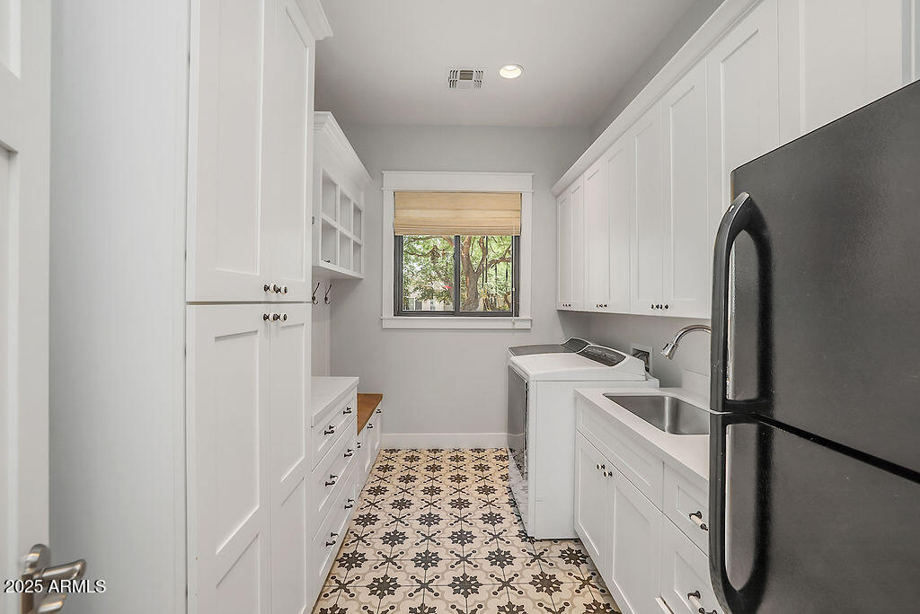 3924 East Roma Avenue Phoenix, AZ 85018 - Photo 19 of 32