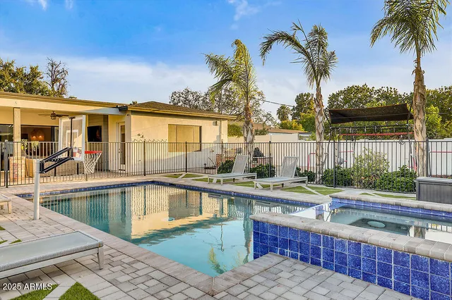 $3,365,000 | 3924 East Roma Avenue, Phoenix, AZ 85018