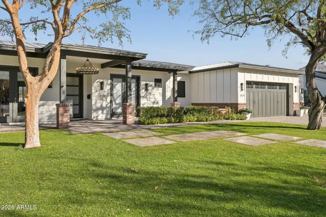 $3,365,000 | 3924 East Roma Avenue, Phoenix, AZ 85018