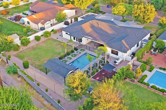 $3,365,000 | 3924 East Roma Avenue, Phoenix, AZ 85018