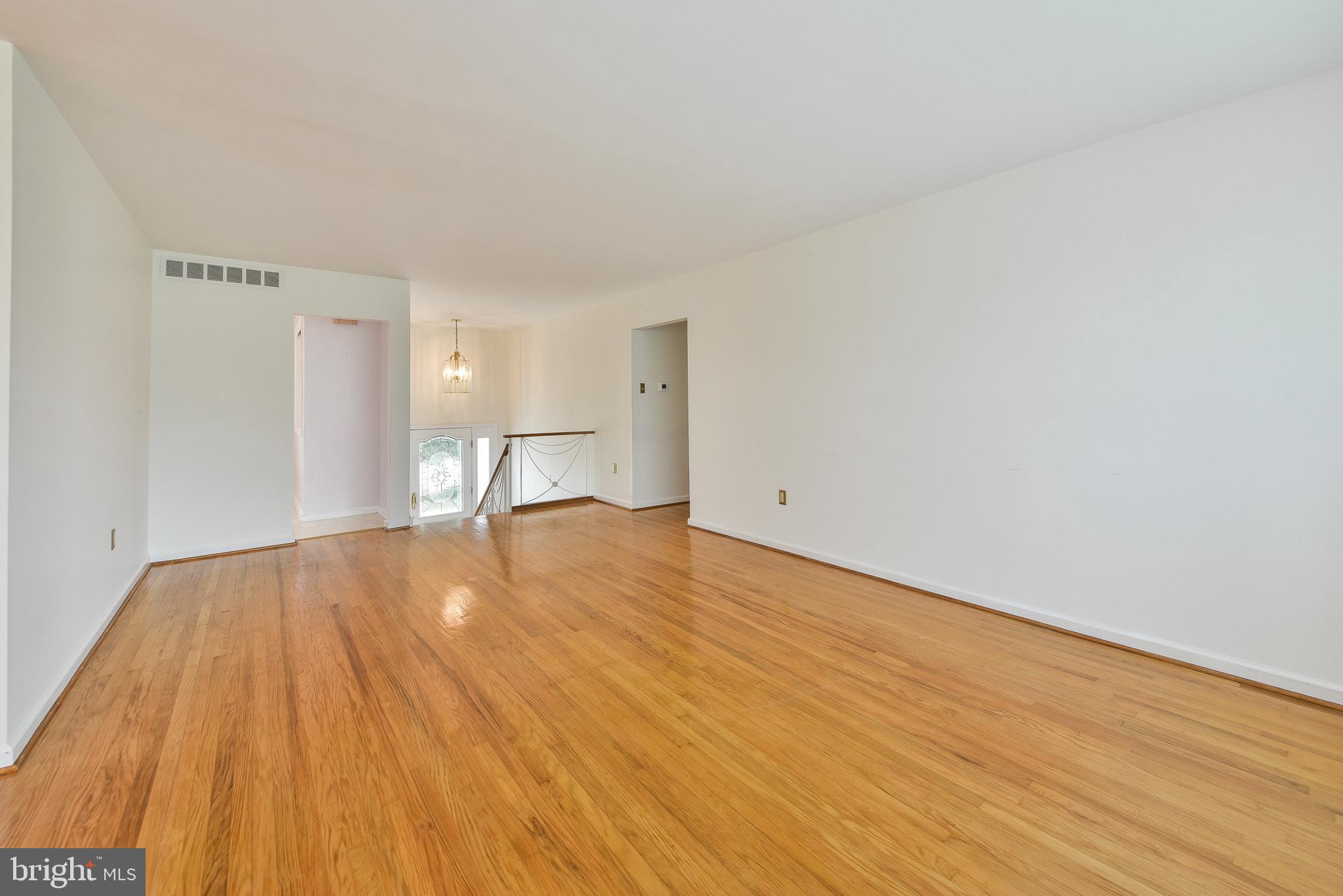369 Rocksville Road Holland, PA 18966 - Photo 8 of 40