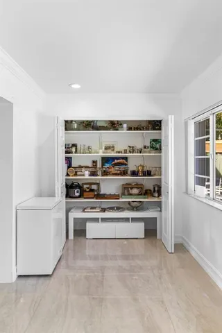 $2,775,000 | 19885 Northeast 22nd Avenue, Miami, FL 33180