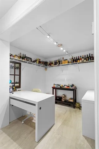 $2,775,000 | 19885 Northeast 22nd Avenue, Miami, FL 33180