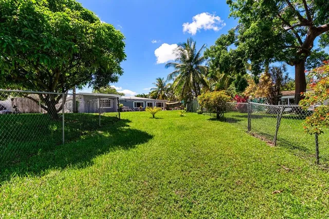 $2,775,000 | 19885 Northeast 22nd Avenue, Miami, FL 33180