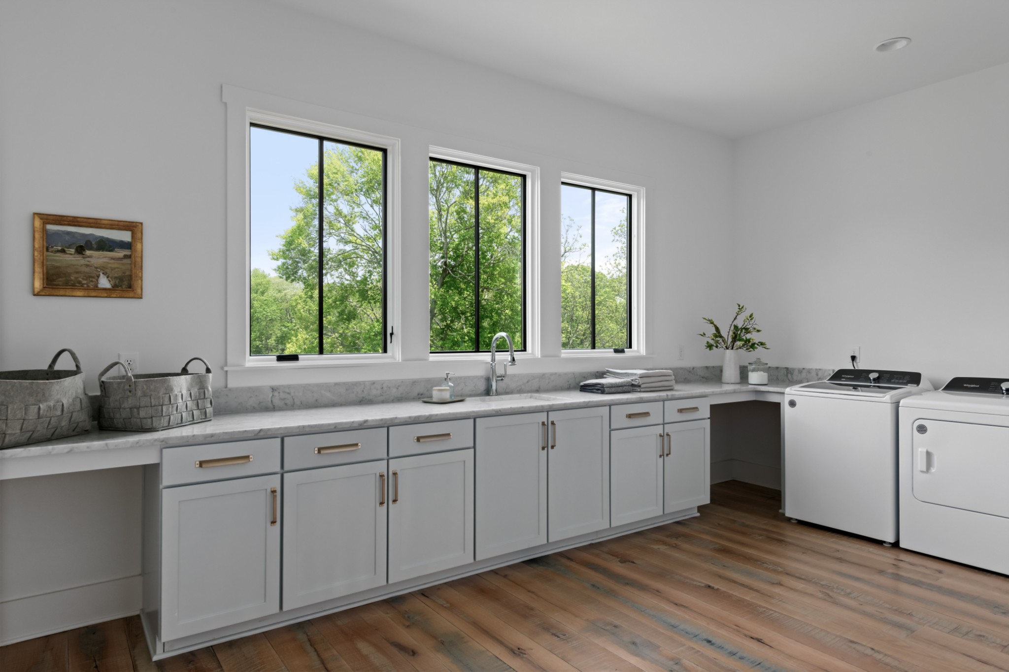 3551 Bailey Road Franklin, TN 37064 - Photo 16 of 52 a kitchen with sink and window