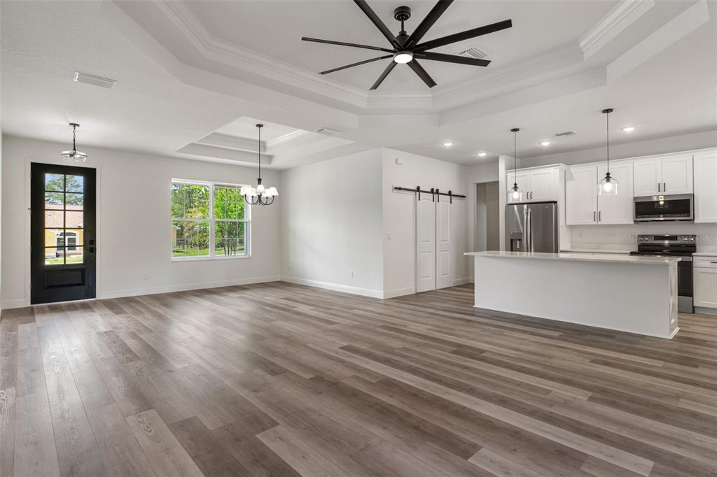 18178 Maberly Road Weeki Wachee, FL 34614 - Photo 10 of 38