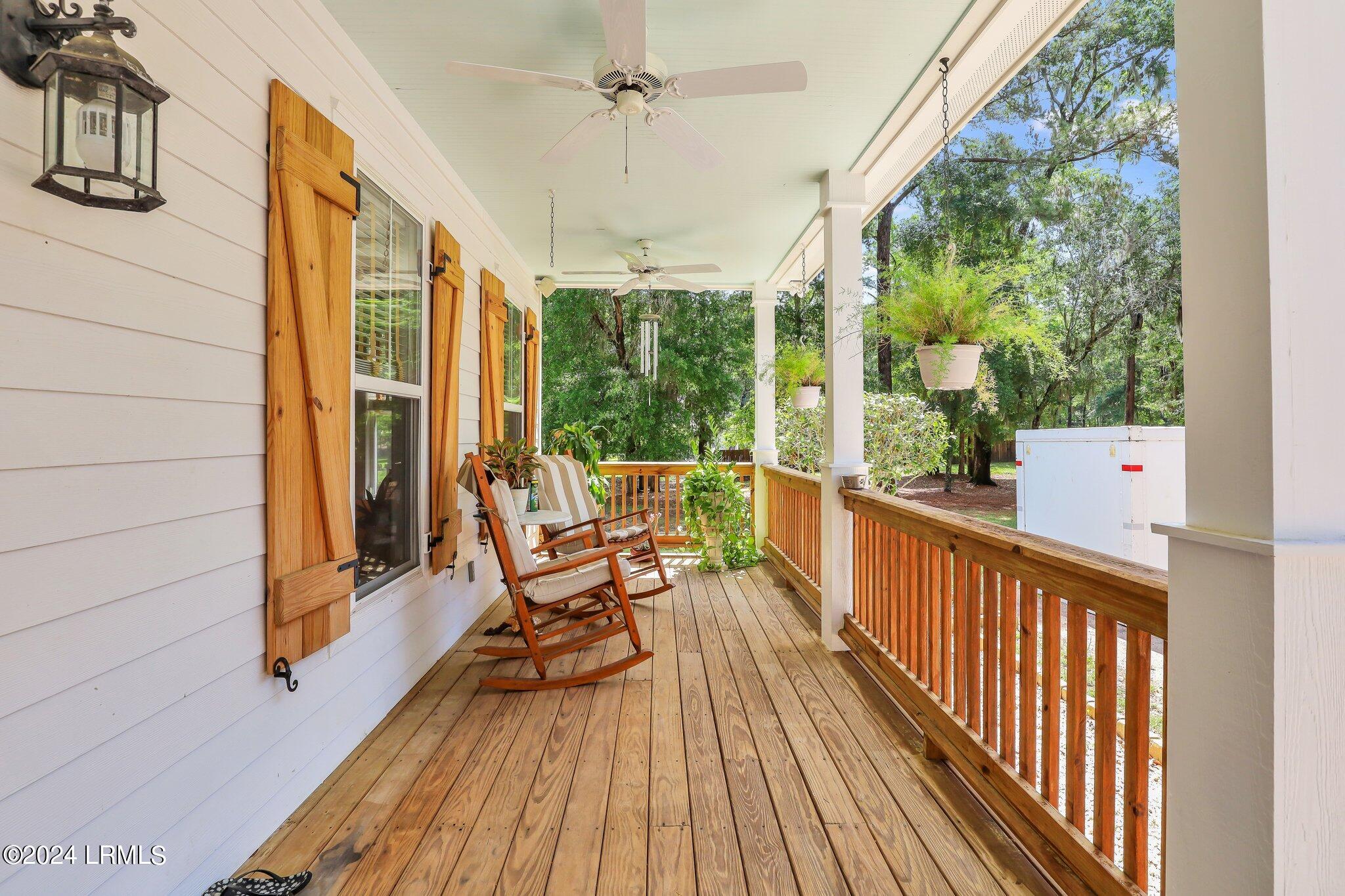 91 Holly Hall Road Beaufort, SC 29907 - Photo 5 of 30 18-web-or-mls-IMG_2615