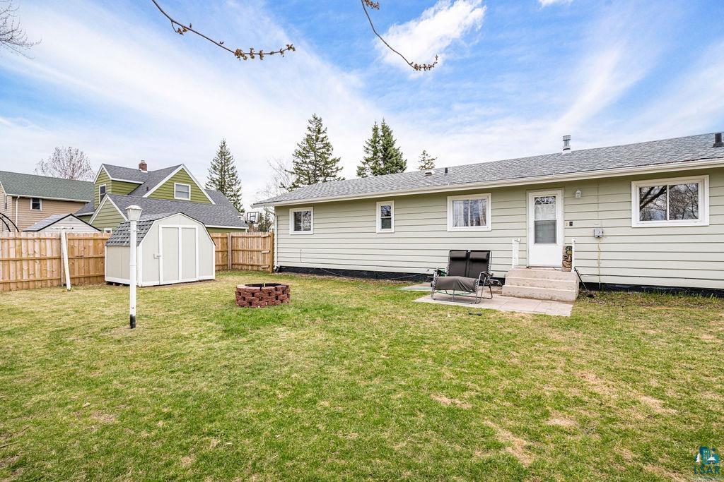 63 East 7th Street Superior, WI 54880 - Photo 3 of 19