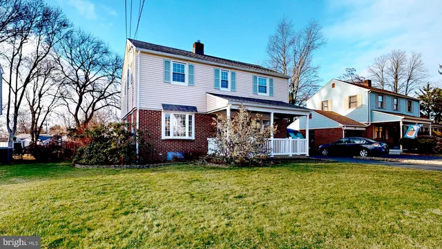 $529,000 | 302 Ivywood Avenue, Haddonfield, NJ 08033