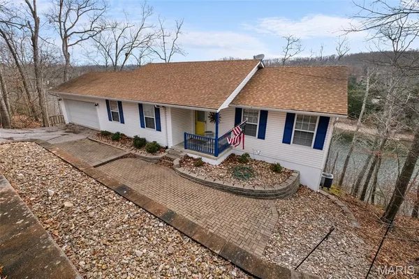 $439,900 | 1355 Lake Sherwood Drive, Marthasville, MO 63357