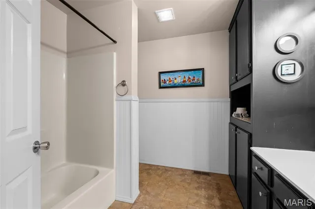 $449,900 | 1355 Lake Sherwood Drive, Marthasville, MO 63357