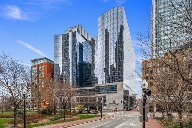 $1,850,000 | 500 Atlantic Avenue, Unit 18A, Boston, MA 02210