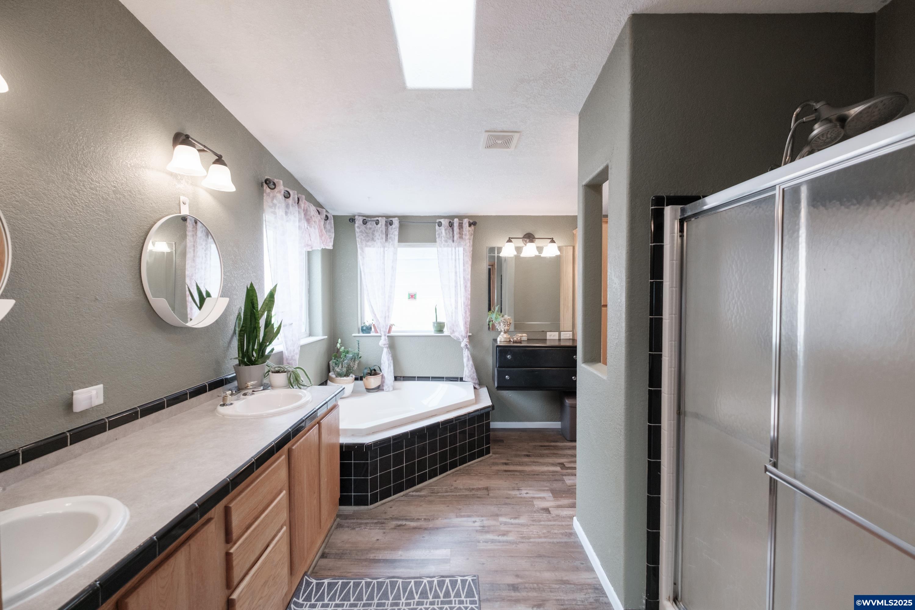 25849 Cherry Creek Road Monroe, OR 97456 - Photo 17 of 37 Gallery Image 17