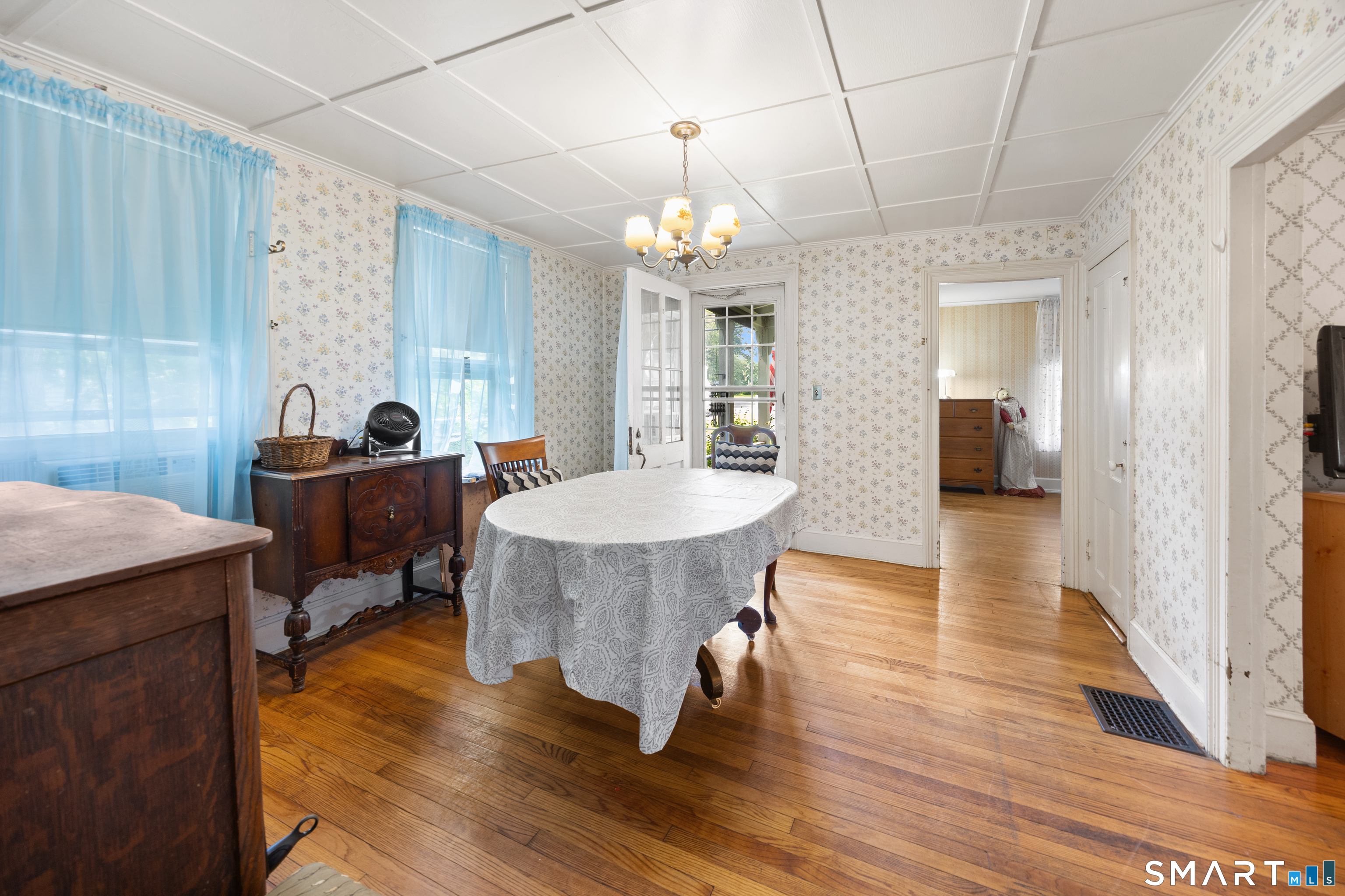54 Litchfield Road Watertown, CT 06795 - Photo 11 of 27 Gallery Image 11