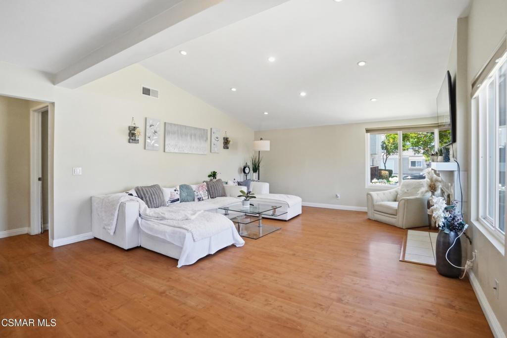 1896 Stow Street Simi Valley, CA 93063 - Photo 9 of 39