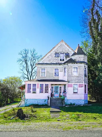 $240,000 | 216 3rd Street, Radford, VA 24141