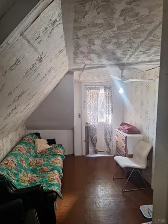 $240,000 | 216 3rd Street, Radford, VA 24141