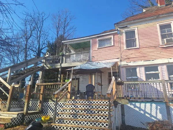 $240,000 | 216 3rd Street, Radford, VA 24141