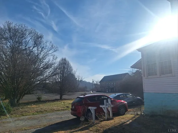 $240,000 | 216 3rd Street, Radford, VA 24141
