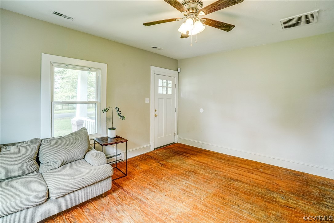 4306 Britannia Road Richmond, VA 23234 - Photo 5 of 20 a living room with furniture and a window