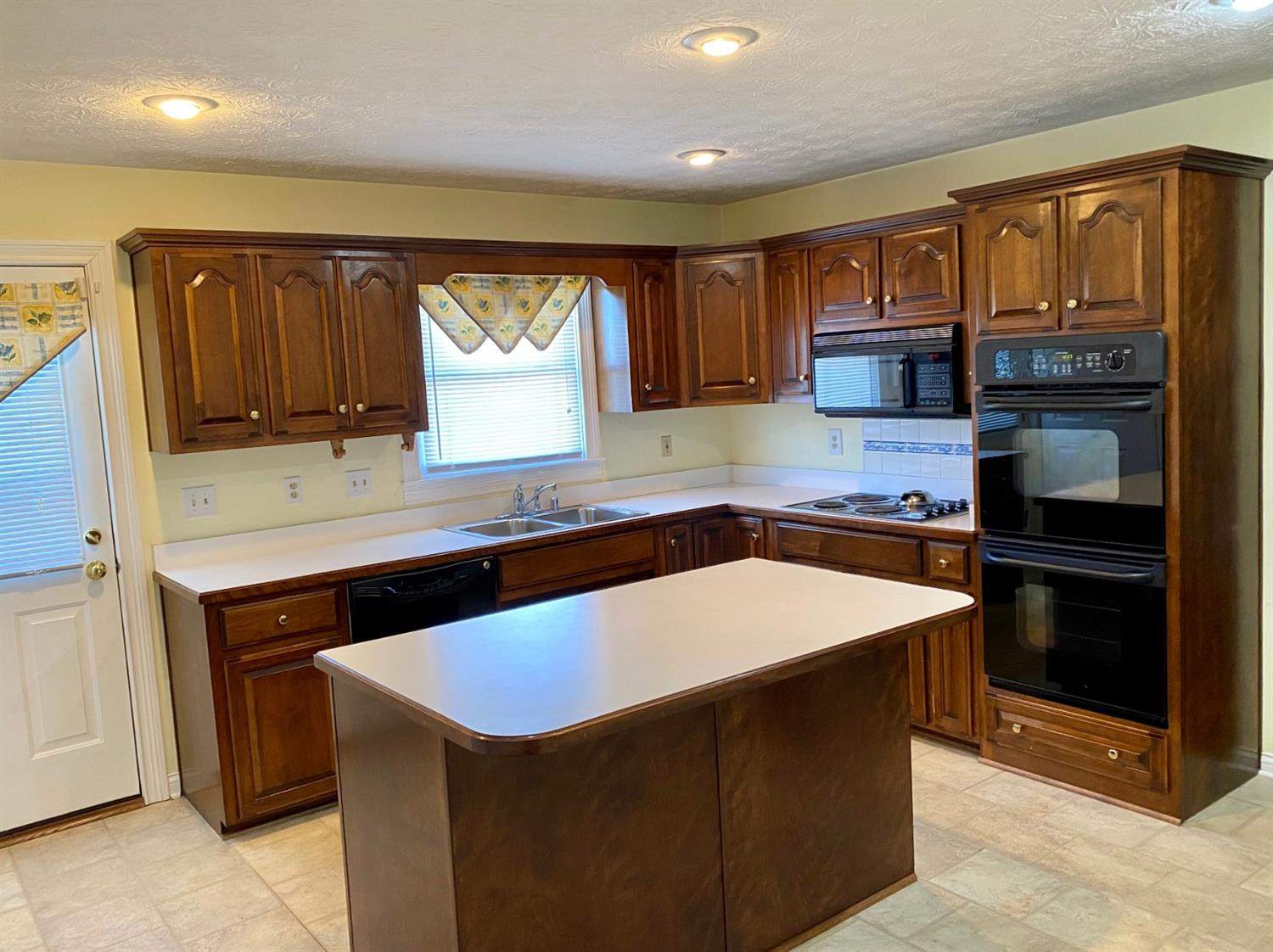 181 Tuggle Road Danville, KY 40422 - Photo 6 of 35 Photo 6