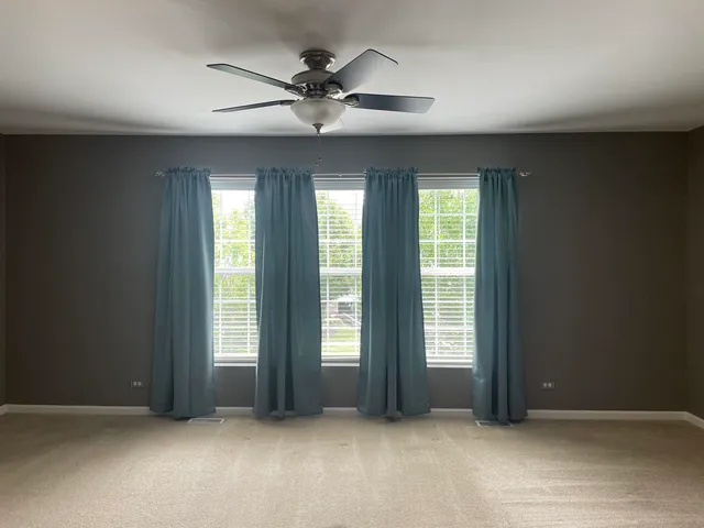 $2,250 | 615 Hawley Drive, Oswego, IL 60543