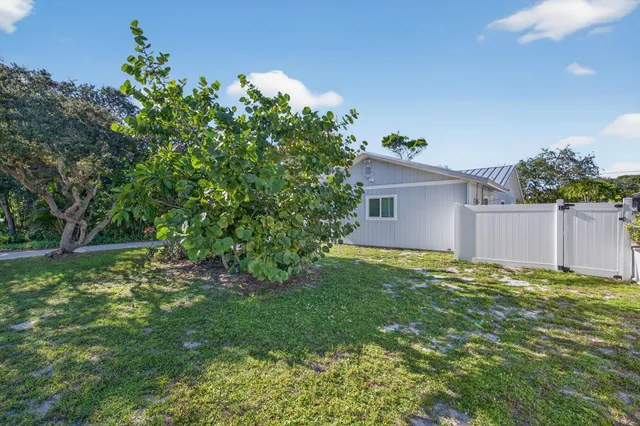 $629,900 | 5095 Southeast Manatee Terrace, Stuart, FL 34997