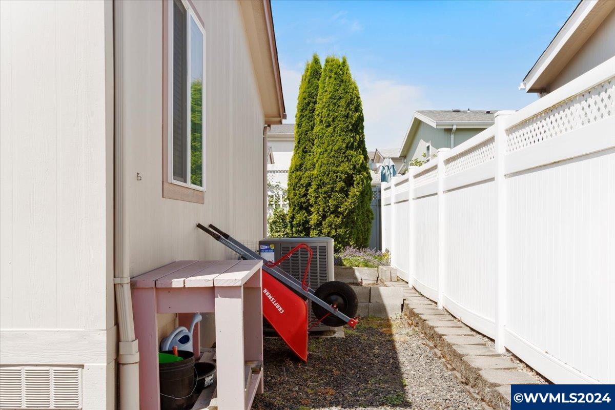 1630 Wallace Road Northwest, Unit 47 Salem, OR 97304 - Photo 35 of 38