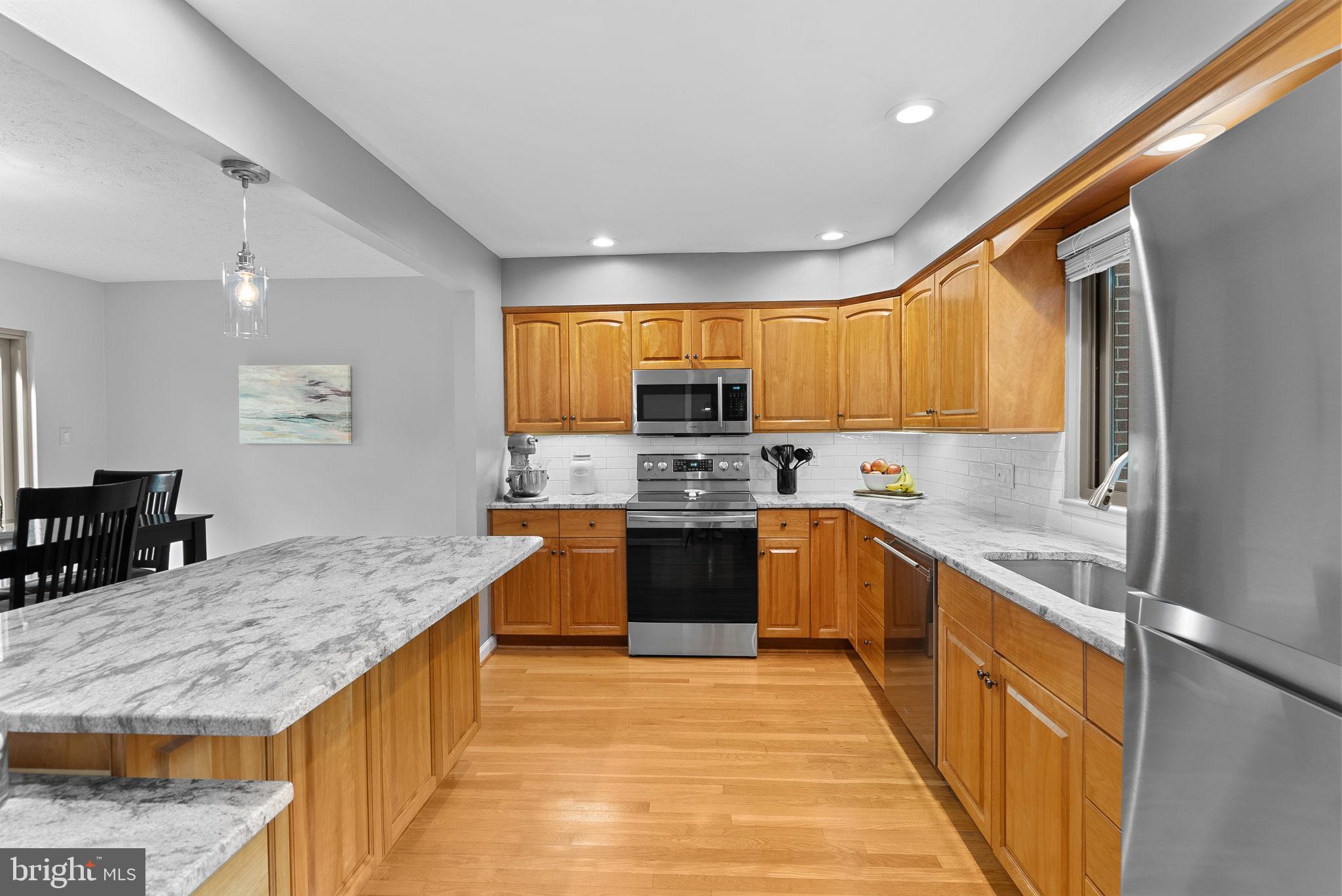 11777 Indian Ridge Road Reston, VA 20191 - Photo 11 of 60