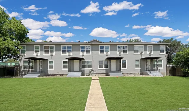 $895 | 245 Deerwood Drive, San Antonio, TX 78209