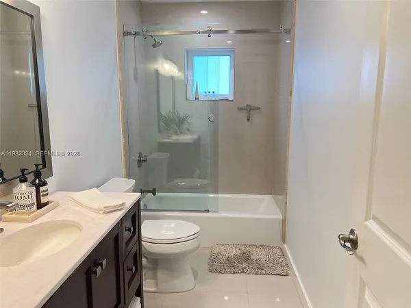 $5,000 | 7901 Northwest 171st Street, Hialeah, FL 33015