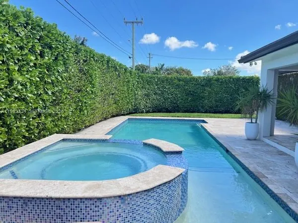 $5,000 | 7901 Northwest 171st Street, Hialeah, FL 33015