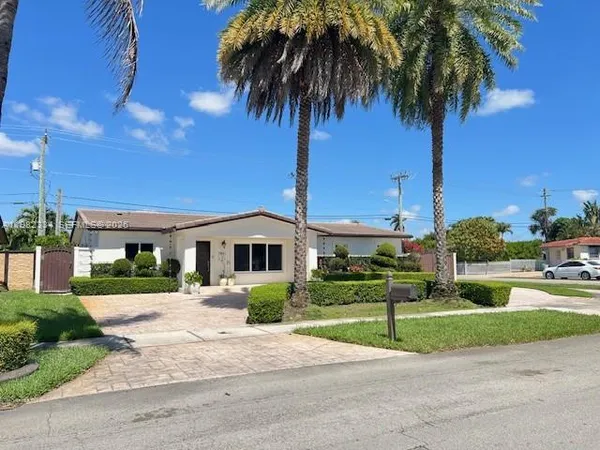 $5,000 | 7901 Northwest 171st Street, Hialeah, FL 33015