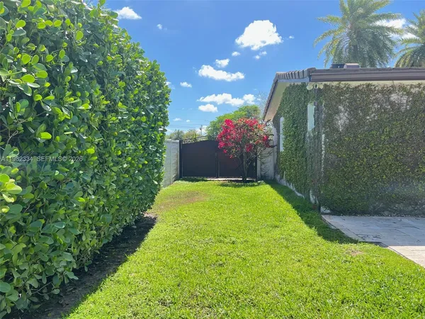 $5,000 | 7901 Northwest 171st Street, Hialeah, FL 33015