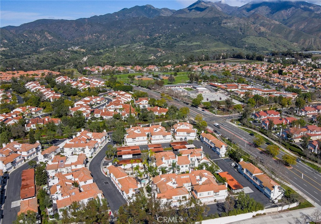 13 Vía Acuatica Rancho Santa Margarita, CA 92688 - Photo 45 of 57