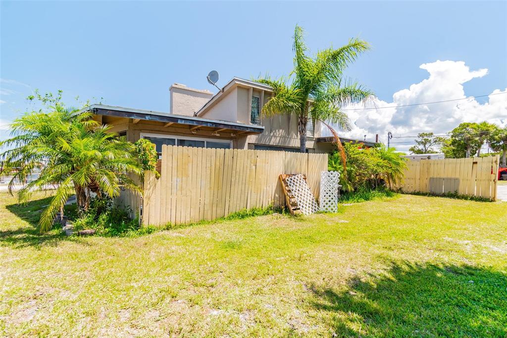 5325 Treadway Drive Port Richey, FL 34668 - Photo 3 of 14