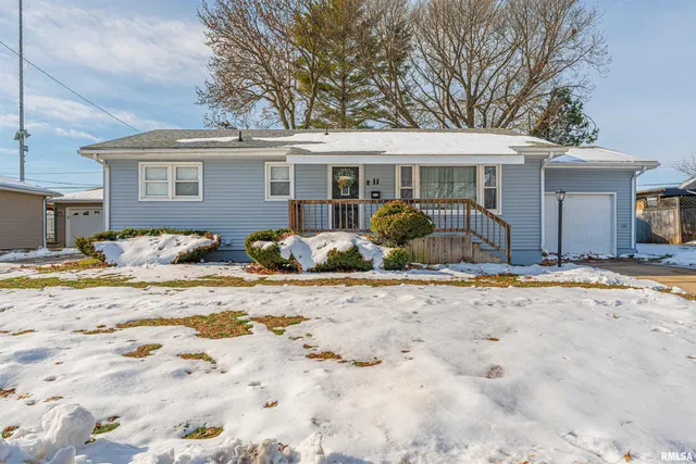 $179,000 | 11 Tulip Drive, Lincoln, IL 62656