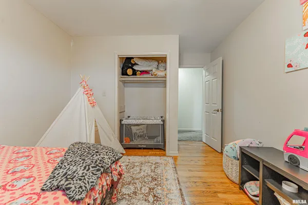 $179,000 | 11 Tulip Drive, Lincoln, IL 62656