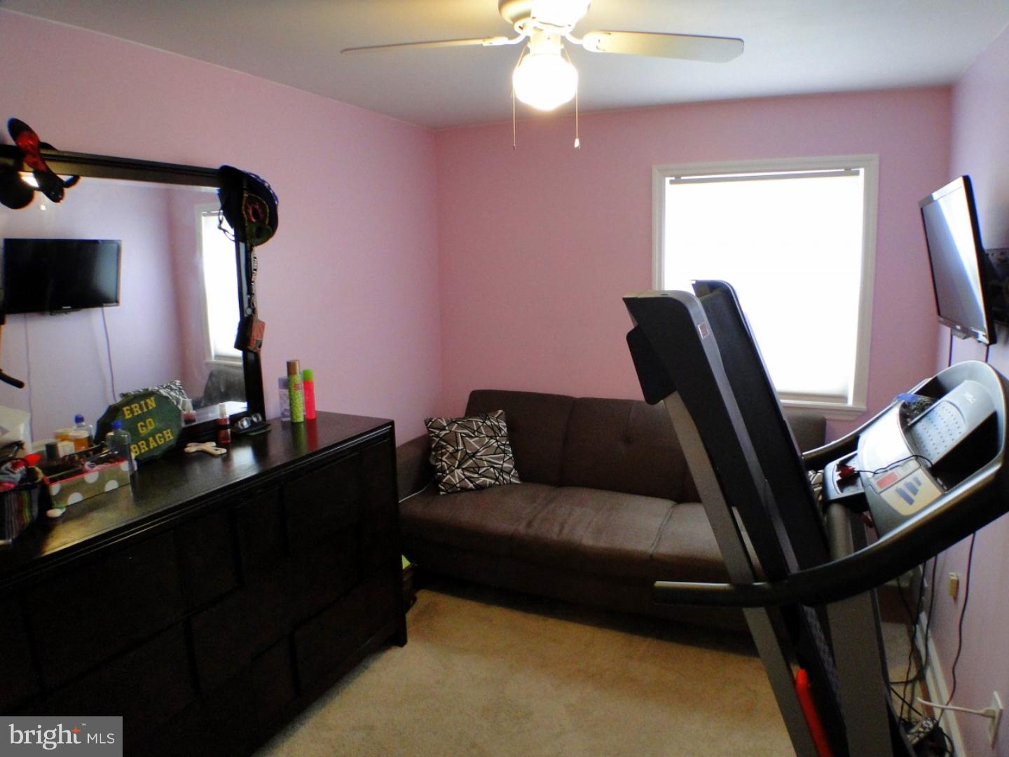 12814 Cabell Road Philadelphia, PA 19154 - Photo 11 of 25 Bedroom 2