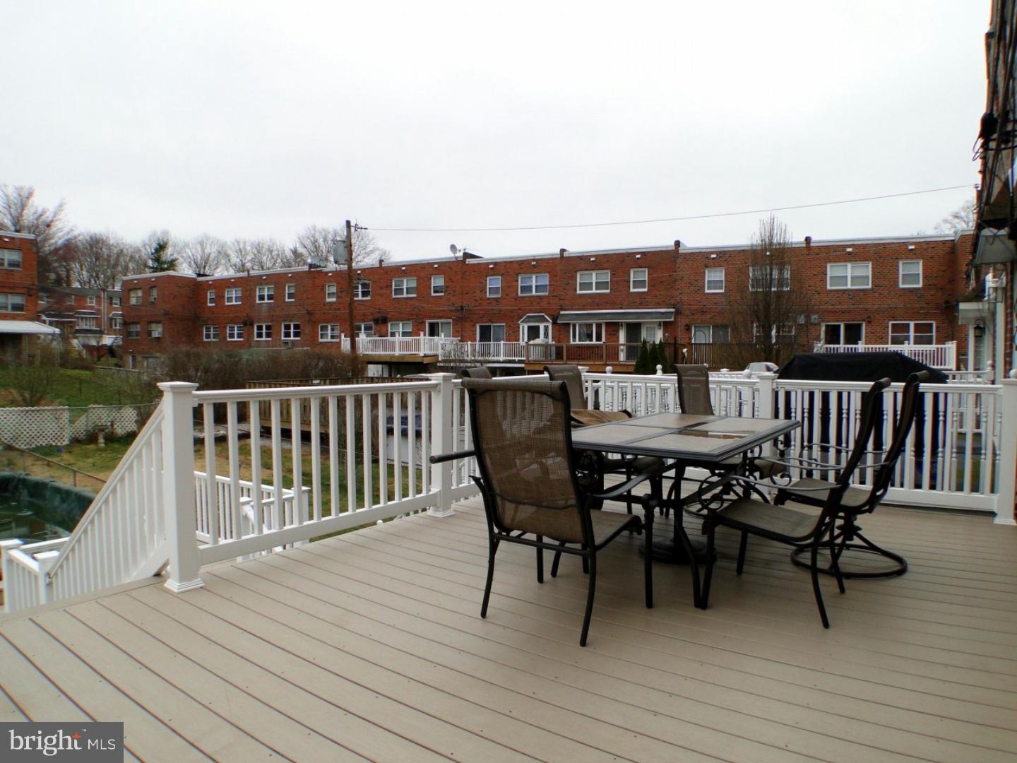 12814 Cabell Road Philadelphia, PA 19154 - Photo 22 of 25 Deck