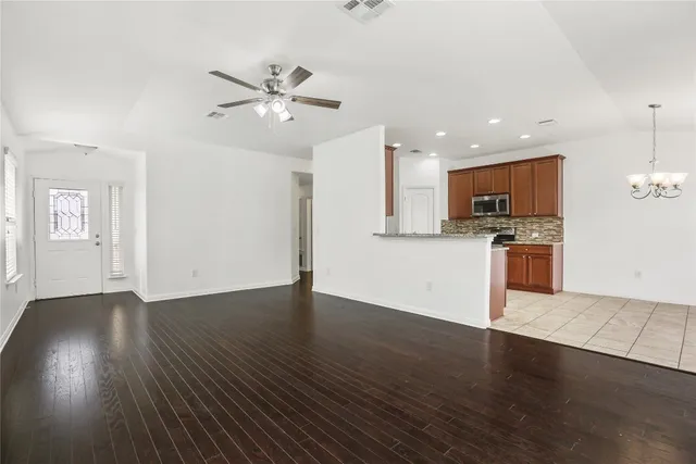 $1,950 | 18105 Bandelier Drive, Pflugerville, TX 78660