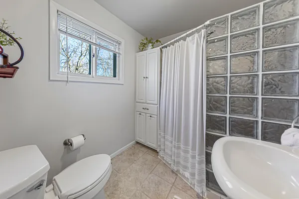 $374,900 | 28674 810th Avenue, Hollandale, MN 56045